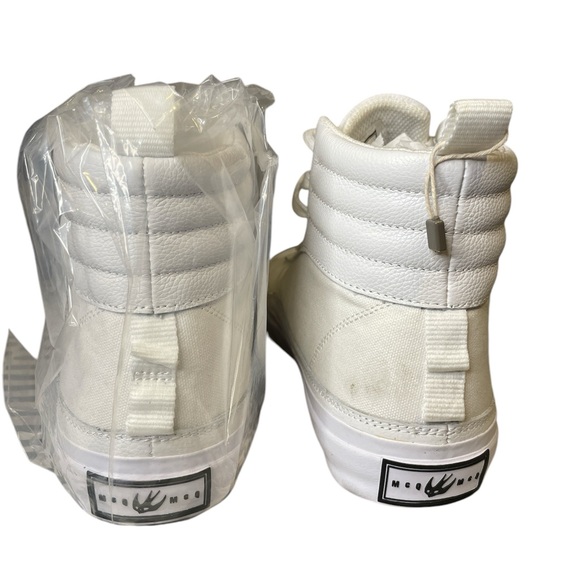 NIB Alexander McQueen Sneakers Vulchi Calf Leather in White size 40 - Picture 3 of 6